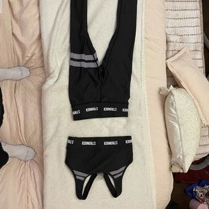 Stronger outfit – sports bra and leggings